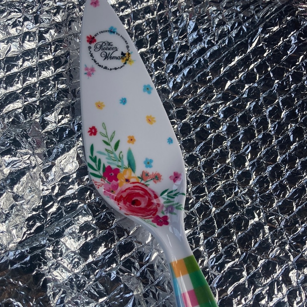 NWT pioneer woman pie cutter cake cutter server